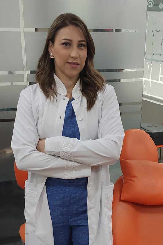 sobre mi odontologa adriana hernandez